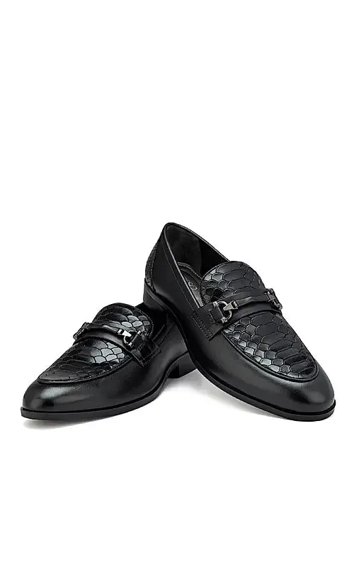 Black Croco Textured Loafers