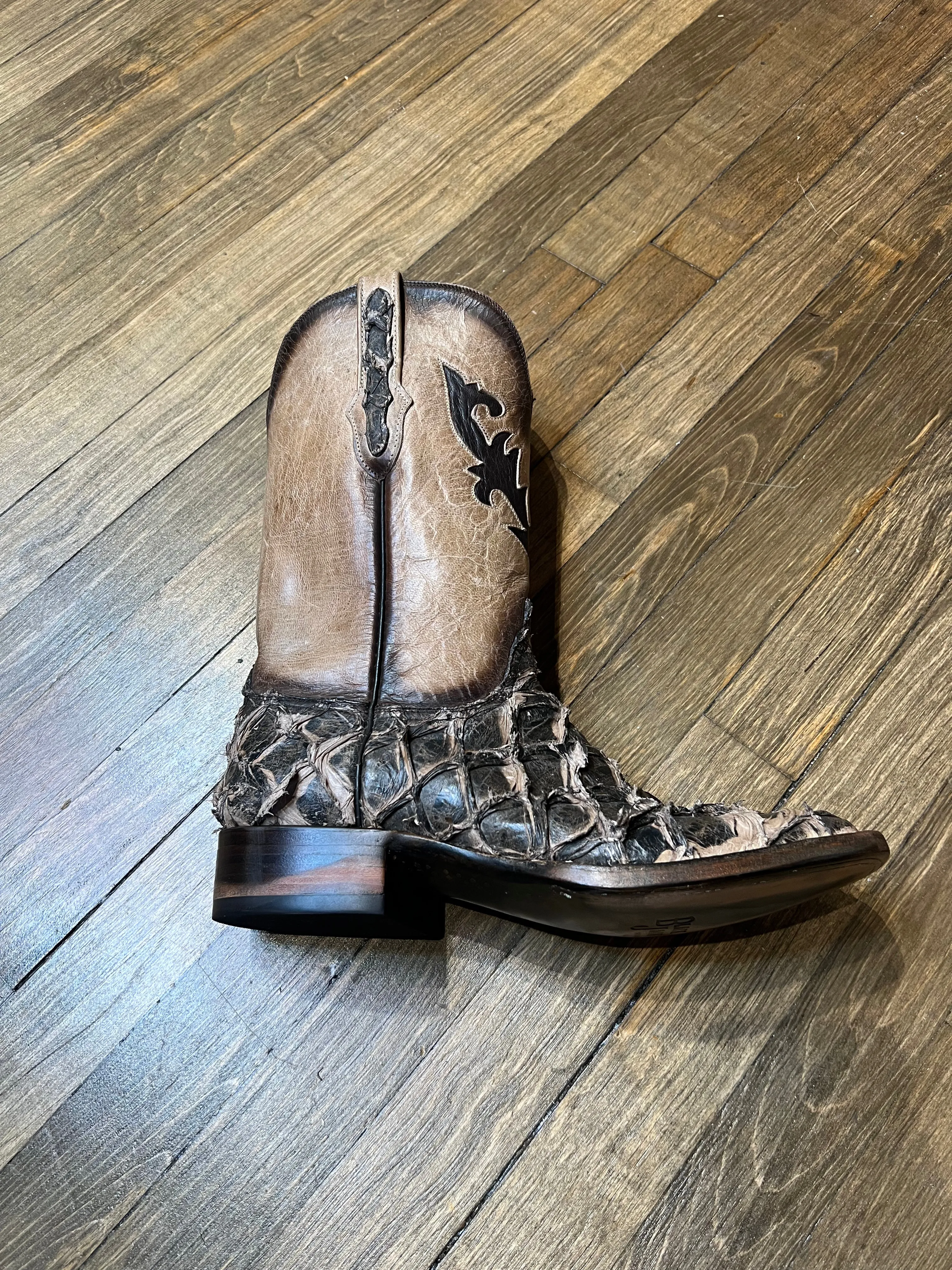 Black Jack Cracked Earth Brown Pirarucu Boots
